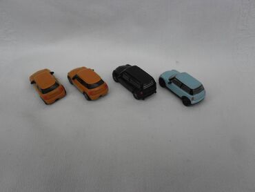 Figurice i makete: Kinder autić mini, ocuvan, cena za kom — 12