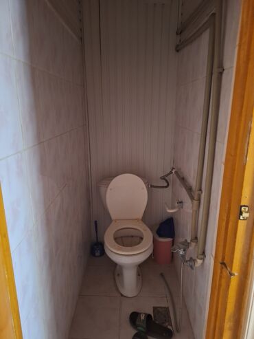 Mənzil kirayələyirəm: Satilir .4 otagin 3 e duzelme 5 mertebeli binanin 5 ci mertebesi — 2