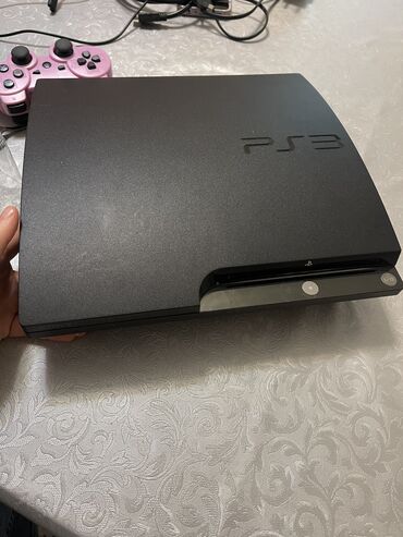 plesteşın 3: Ps3slim
500GB yaddaş (65oyunu var)
1 joystick tam işlek vezyetde