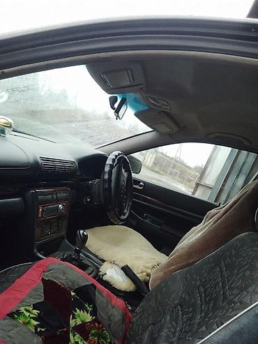 Audi: Audi A4: 1996 г., 1.8 л — 6