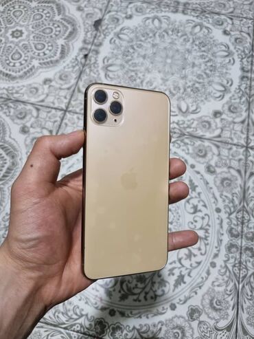 Apple iPhone: IPhone 11 Pro Max, Б/у, 64 ГБ, Золотой, Чехол, 80 %