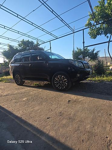 го парк: Toyota Land Cruiser Prado: 2011 г., Автомат, Дизель, Внедорожник — 1