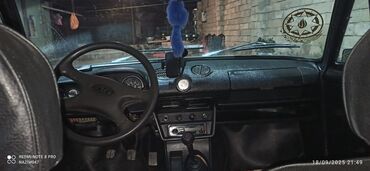 VAZ (LADA): Avtomobil: Lada (VAZ) klassik sedan Rəng: Tünd (qara-yaşıl ton) — 4