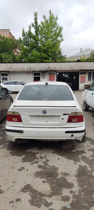rustavi masin bazari hyundai: BMW 5 series: 2.5 l | 1996 il Sedan