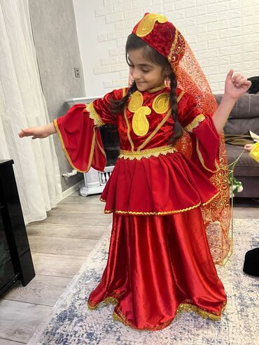 kirayə donlar: Детское платье