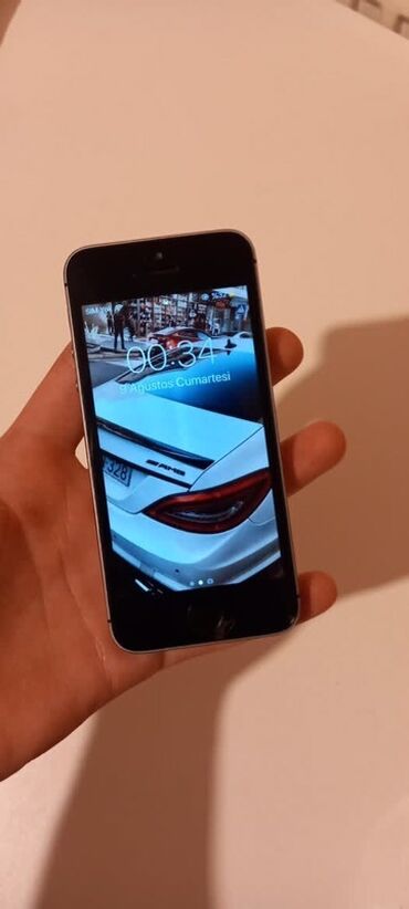 islenmis ayfon 5s: IPhone 5s, Qara