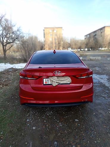 devo matiz: Hyundai Elantra: 2017 г. — 1