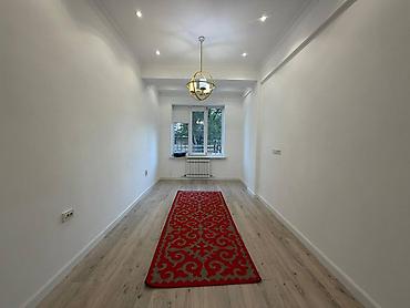 квартиру 3 ком: 3 комнаты, 83 м², ул. Логвиненко / Боконбаева Индивидуалка, 1 этаж — 6