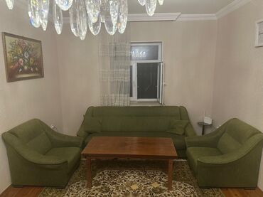 Bağ evi və bağ üçün hərşey: Divan, Divan, Açılmayan
