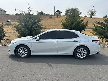 атбашы авто: Toyota Camry: 2019 г., 2.5 л, Автомат, Гибрид, Седан — 4