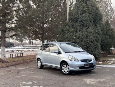 продаю или меняю на гольф 3: Honda Jazz: 2008 г., 1.4 л, Автомат, Бензин