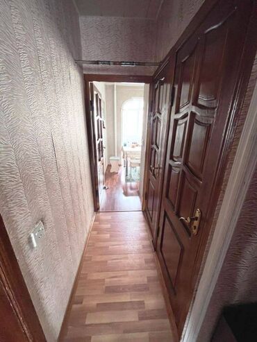 Köhnə tikili: Bakı, Yeni Günəşli Massiv D, 3 otaqlı, Köhnə tikili, m. Həzi Aslanov, 80 kv. m — 10