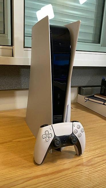 купить плейстейшен 1: Игровая консоль Sony PlayStation 5 (версия с приводом Blu‑ray) — 1