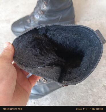 обувь осень: Берцы кышкы (зимние) 40 размер "турецкий" Ватсапп⬇️