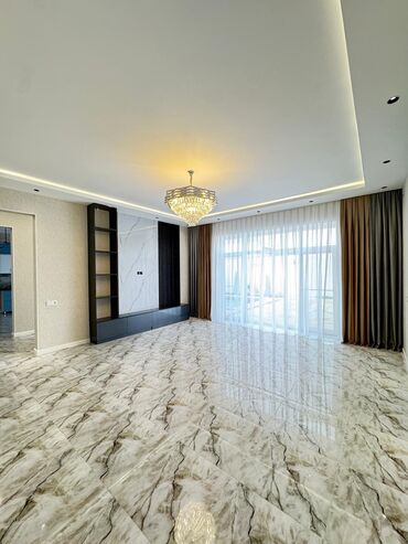 Həyət evləri və villaların satışı: Şüvəlan qəs. 5 otaqlı, 200 kv. m, Yeni təmirli — 24