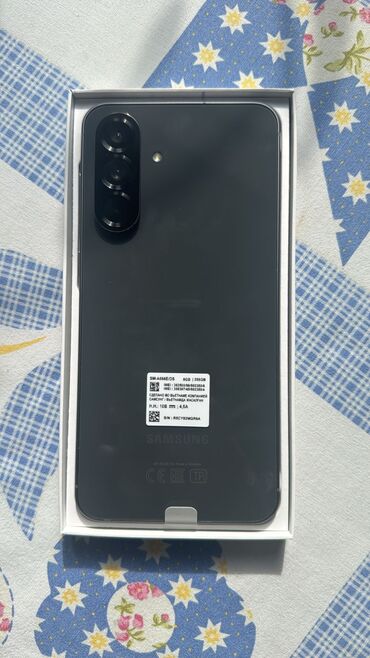 Samsung: Samsung Galaxy A56, 256 GB, rəng - Qara, İki sim kartlı