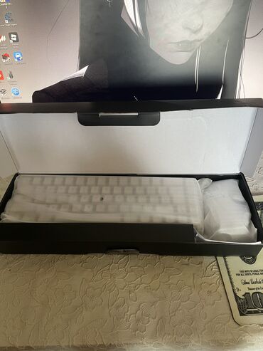 Digər kompüter aksesuarları: 🧿 Keylux V200 Klaviatura 🔹 Şık və RGB işıqlı dizayn 🔹 Klaviatura — 2