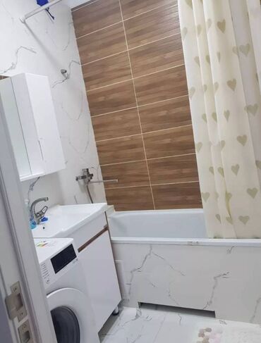 Автобизнес: 2 комнаты, 80 м², 108 серия, 1 этаж, Евроремонт