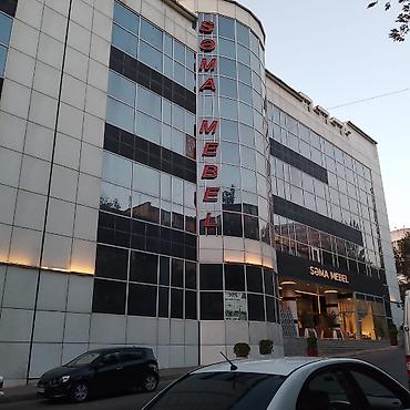 kafe stolari: Neftçilər metrosunun üstündə, magistral yolun kənarında, marşrut — 10