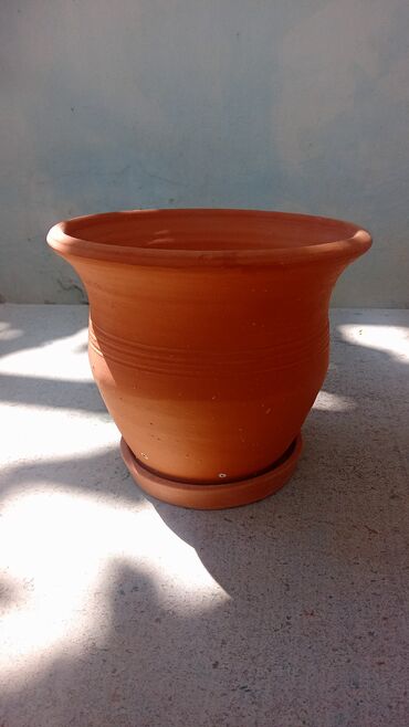 Bitkilər üçün dibçəklər: Salam hündürlük 13 sm dibcek - 4.50 manat hündürlük 15 sm dibçək - 6 -da lalafo.az — 9 Bitkilər üçün dibçəklər: Salam hündürlük 13 sm dibcek - 4.50 manat hündürlük 15 sm dibçək - 6 — 9