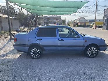 s420 1992: Volkswagen Vento: 1993 г., 1.8 л, Механика, Седан — 5