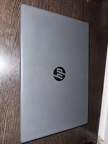 logitech 920: HP 15.6" ноутбук, серый корпус с текстурированной крышкой. Клавиатура — 1