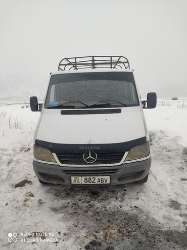 прицеп легковых автомобилей: Легкий грузовик, Б/у