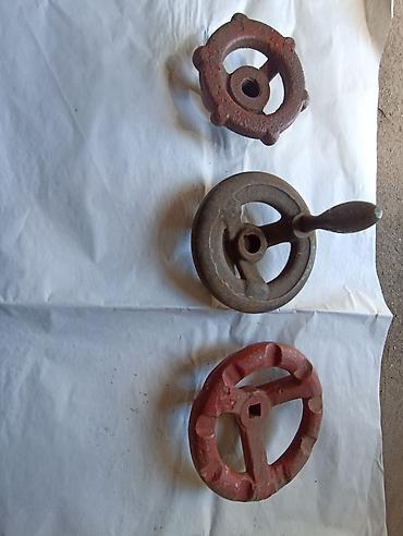 alati za kucu: Tri metalne ručice sa slike, fi 80 mm rupa fi 14 mm,fi 100 mm rupa fi — 1