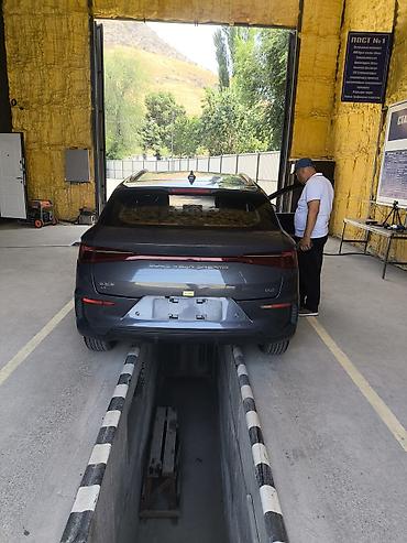 spark 1: BYD E2: 2021 г., Автомат, Электромобиль, Кроссовер — 3