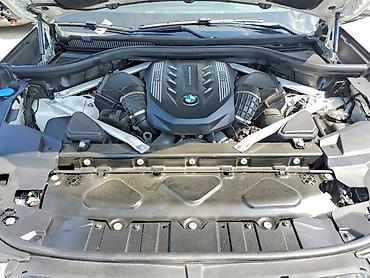 Продажа авто: BMW X5: 2022 г., 4.4 л, Автомат, Бензин — 9