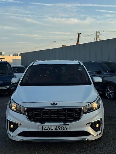 Kia: Kia Carnival: 2019 г., 2.2 л, Автомат, Дизель, Минивэн — 1