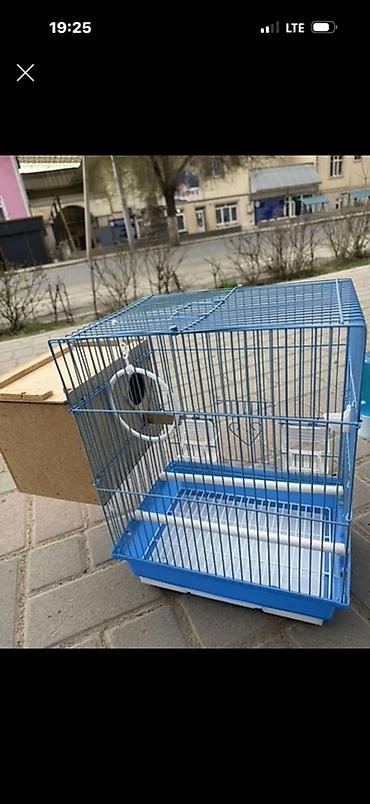 Клетка для декоративных птиц - Компактная прямоугольная клетка из