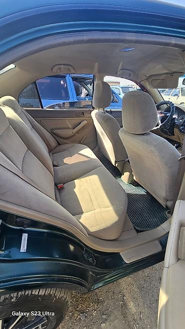 сколько стоит гибридная машина: Honda Civic: 2002 г., Автомат, Бензин, Седан — 5