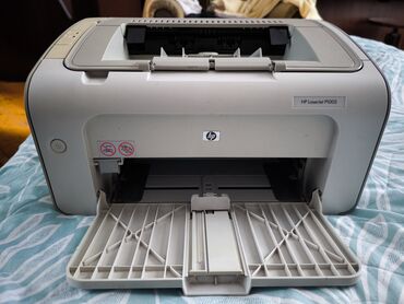 Modemlər və şəbəkə avadanlıqları: Tecili satilir hec bir problemi yoxdur cox az istifade olunub evde