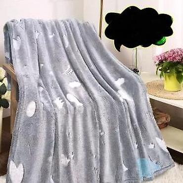 Ćebad i pokrivači: ZVONCICA UNICORN I MAGICNO DRVO SVETLECE CEBE 200X220 CM | Cene nisu — 25