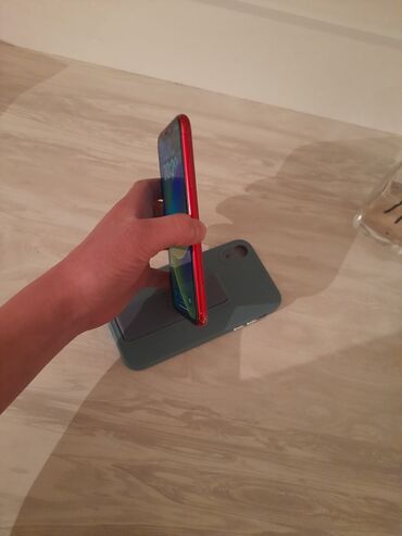 Apple iPhone: IPhone Xr, Б/у, 64 ГБ, Красный, Чехол, 75 % — 9