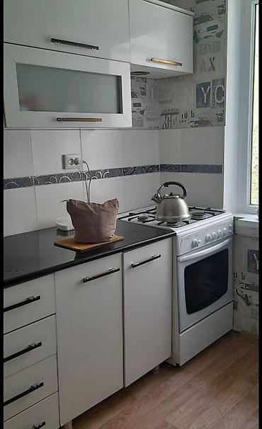 Продажа квартир: 3 комнаты, 58 м², 11 мкр 104 серия, 4 этаж, Косметический ремонт — 5