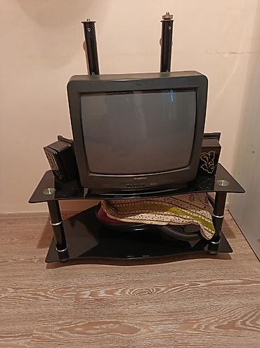mətbəxt masasi: Televizor və Televizin Masa Altlığı İkisi Bir Arada Satılır Televizor — 1