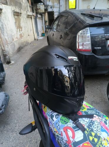 купить шлем для мотоцикла: Crown racing moto dəbilqəsi satılır təcili çənəsi açıla bilir barter