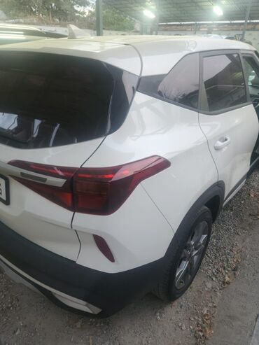 Kia: KIA Seltos * Цвет: белый * Год выпуска :2020 * Объем двигателя: 1.6 — 6