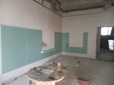 ремонт мягкой кровли: Xidmət: Tikinti və təmir – günlük usta və fəhlə işləri görürük! Ev