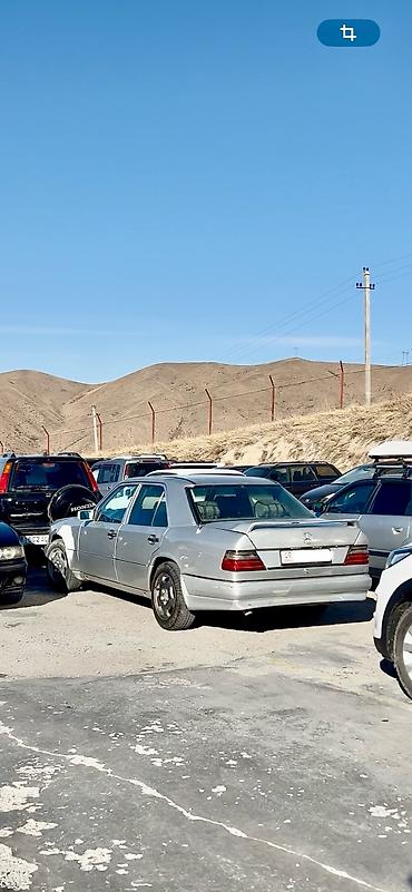 Mercedes-Benz: Mercedes-Benz W124: 1992 г., 2 л, Механика, Бензин, Седан — 4