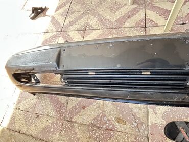 Bamperlər, buferlər: Ön, Mercedes-Benz Ceska 1996 il, Almaniya, Ünvandan götürmə — 2