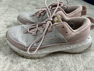Кроссовки и спортивная обувь: Кроссовки 37размер Nike