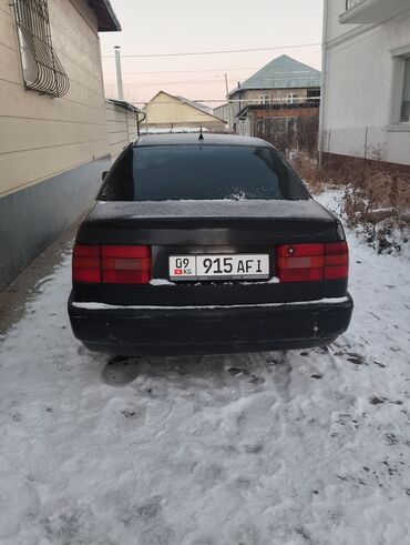 авто пасат: Volkswagen Passat: 1995 г., 2 л, Механика, Бензин