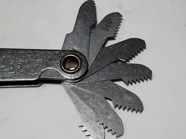 Ostali alati i mašine: Česalj za navoj, milimetarski i colovni Cena je po komadu, posebno za na lalafo.rs — 11 Ostali alati i mašine: Česalj za navoj, milimetarski i colovni Cena je po komadu, posebno za — 11