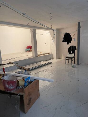 Digər kommersiya daşınmaz əmlakı: 28 may metrosunun yaxınlığında yerləşən ümumi sahəsi 105 kv,m — 10