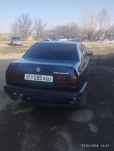 Volkswagen: Volkswagen Vento: 1993 г., 1.8 л, Седан — 3