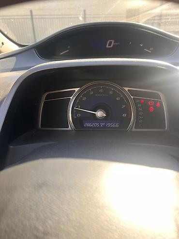 Honda Civic: 2009 г., 1.8 л, Автомат, Бензин, Хэтчбэк