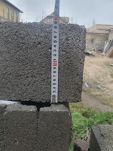 Пескоблок: 169 шт рваный пескоьлок, 30 шт красная тумба,новые — 6